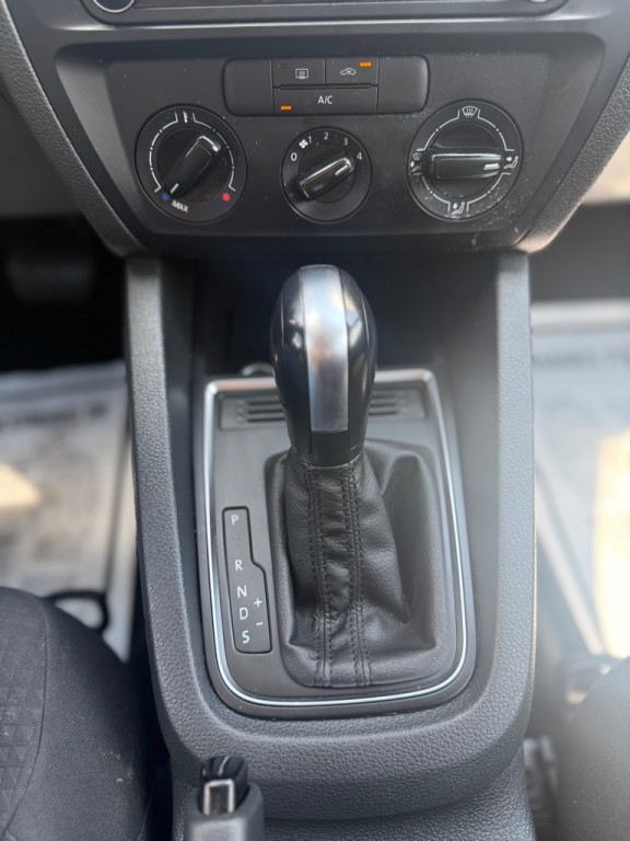 2016 Volkswagen Jetta Image 21