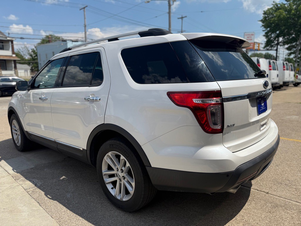 2015 Ford Explorer Image 3