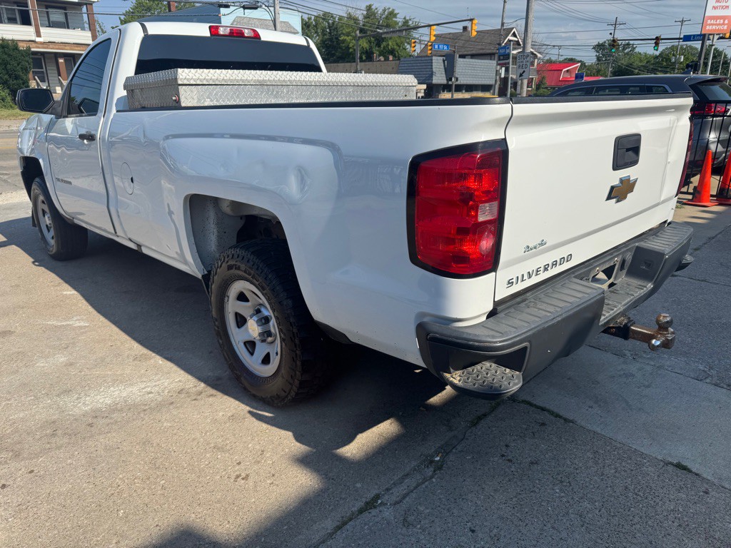 2017 Chevrolet Silverado 1500 Image 4
