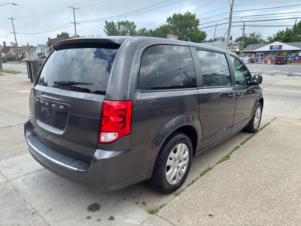 2018 Dodge Grand Caravan Image 6