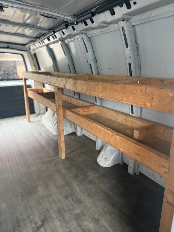 2018 Chevrolet Express Image 14
