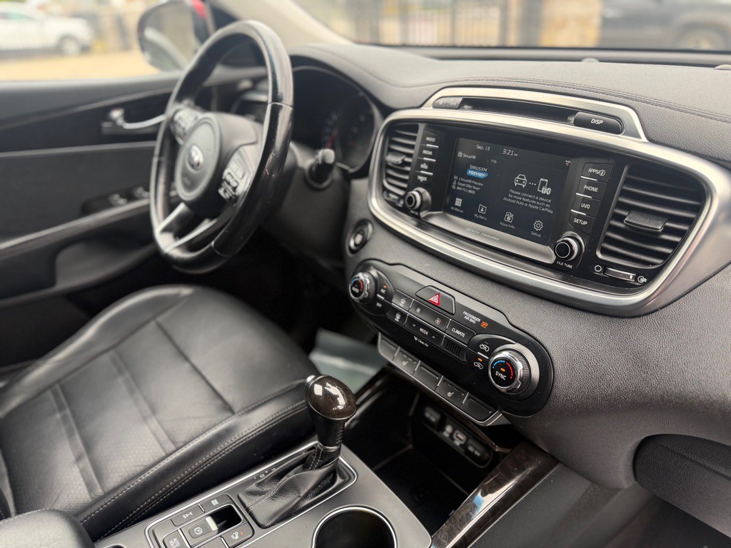 2018 Kia Sorento Image 16