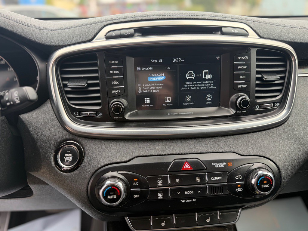 2018 Kia Sorento Image 22