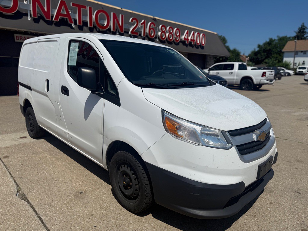 2017 Chevrolet Express Image 7
