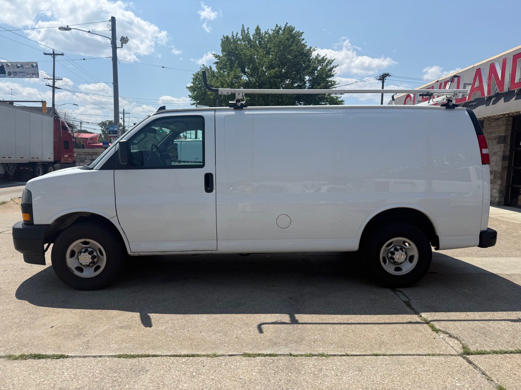 2020 Chevrolet Express Image 2