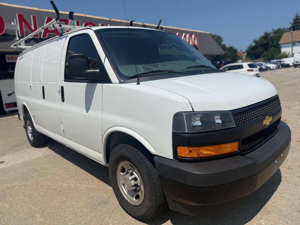 2020 Chevrolet Express Image 7