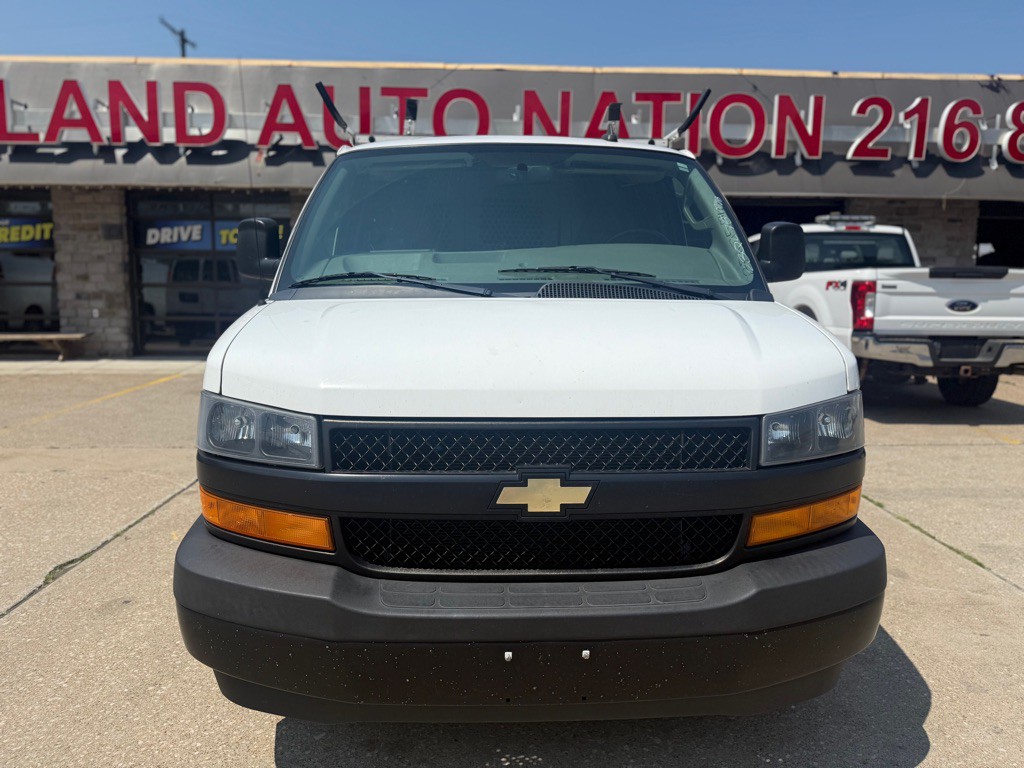 2020 Chevrolet Express Image 8