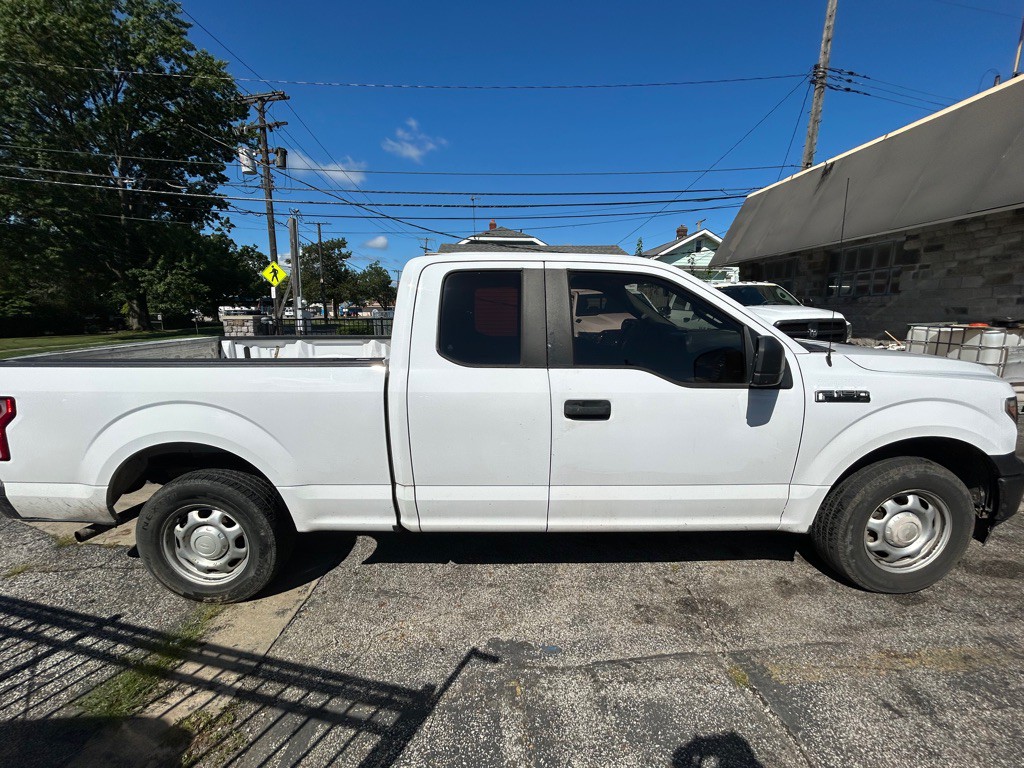 2017 Ford F-250 Image 4