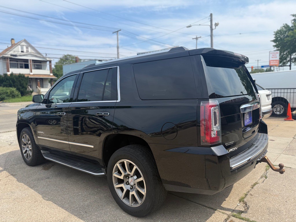 2016 GMC Yukon Image 3