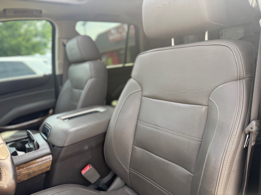 2016 GMC Yukon Image 12