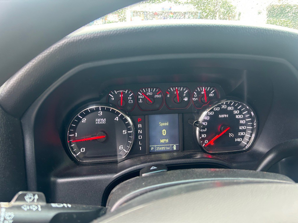 2018 Chevrolet Silverado 1500 Image 12