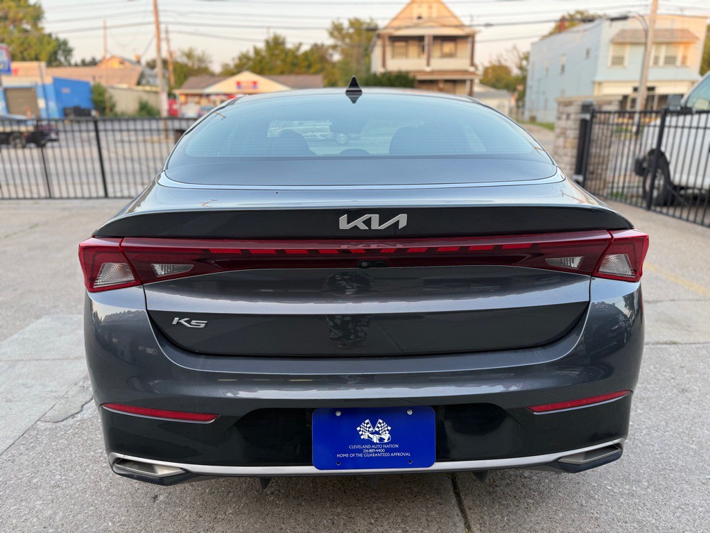 2022 Kia K5 Image 4