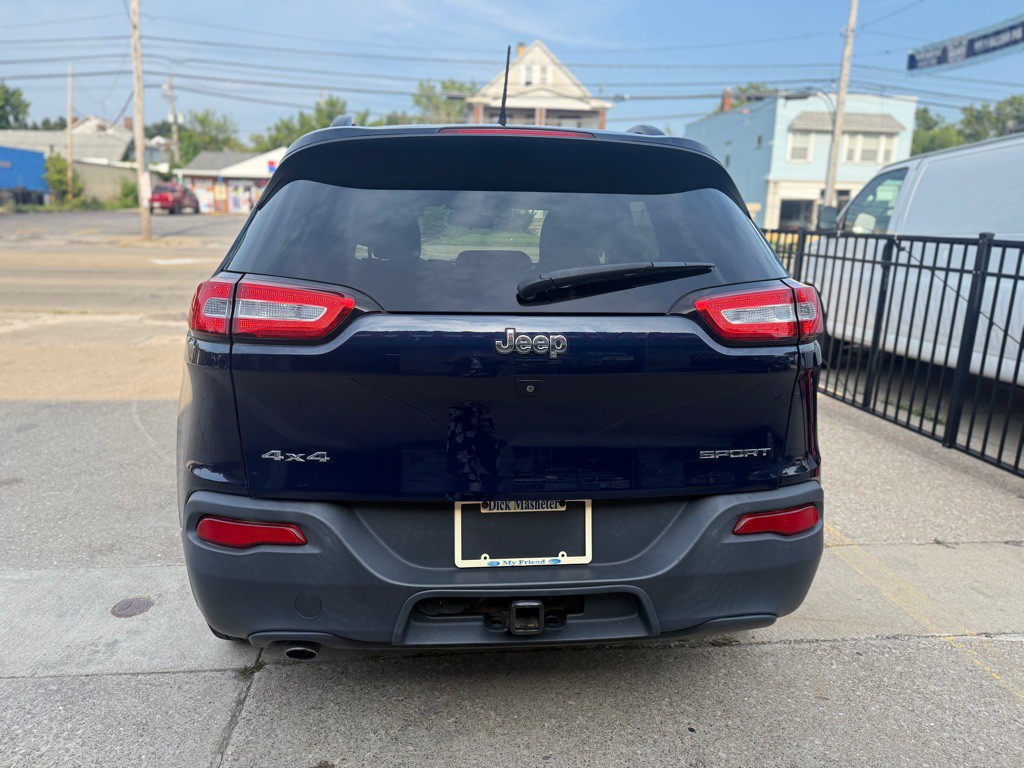 2016 Jeep Cherokee Image 4
