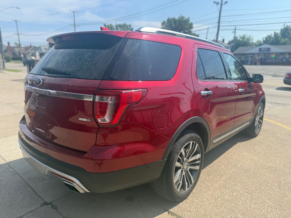 2017 Ford Explorer Image 5