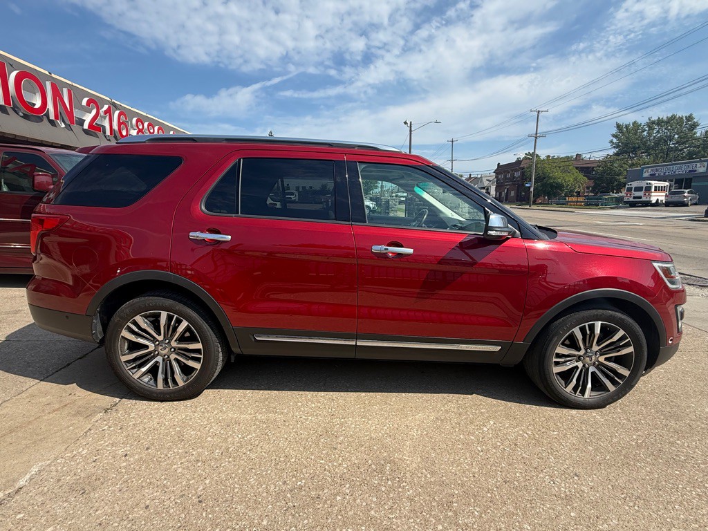 2017 Ford Explorer Image 6