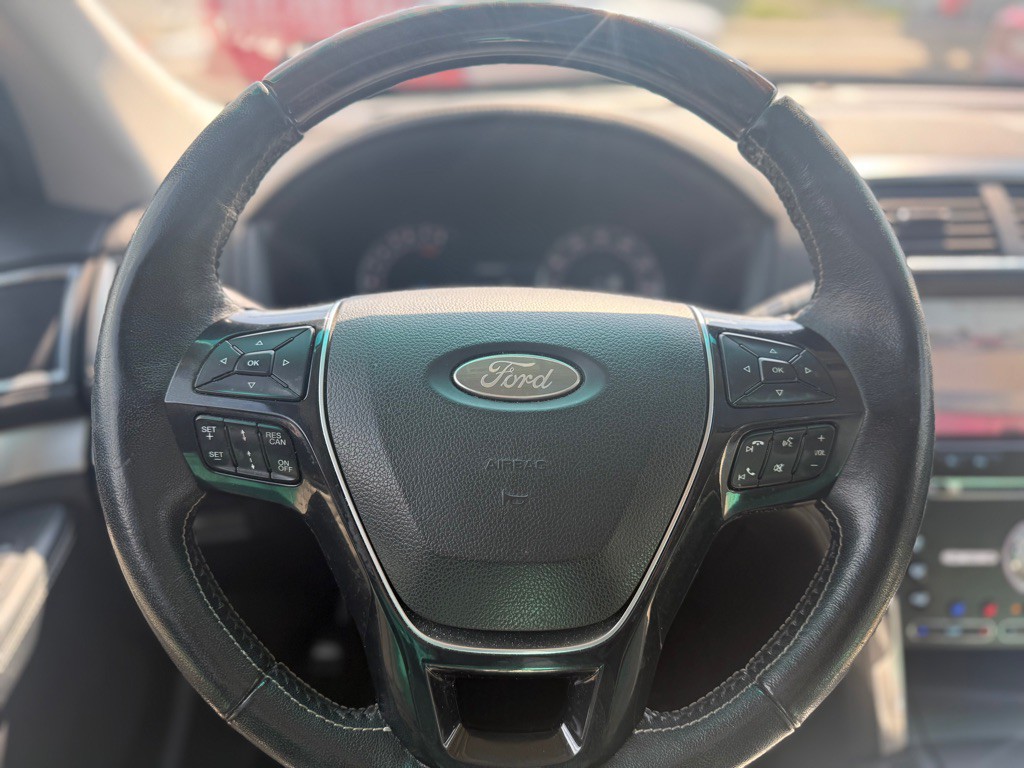 2017 Ford Explorer Image 12