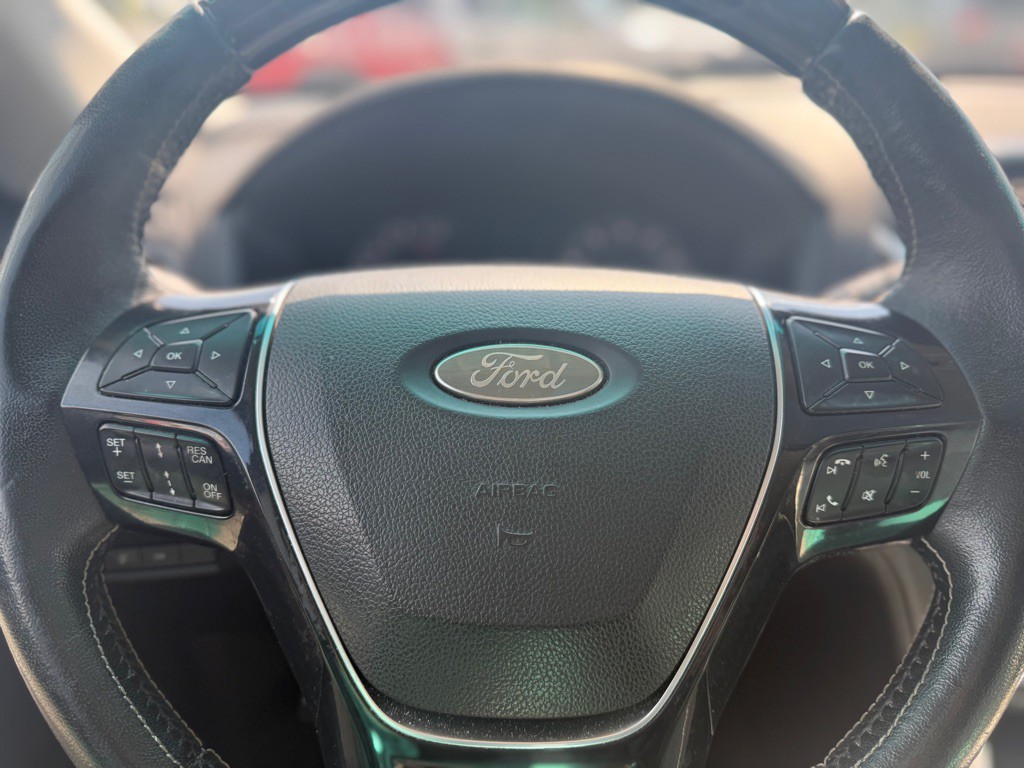 2017 Ford Explorer Image 13