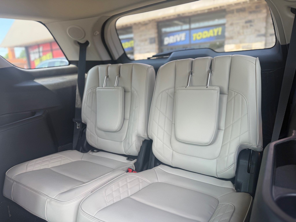 2017 Ford Explorer Image 21