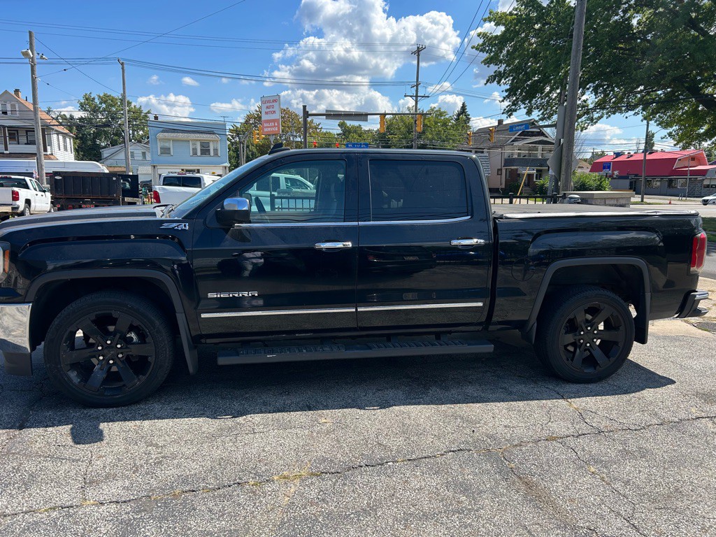 2017 GMC Sierra Image 4