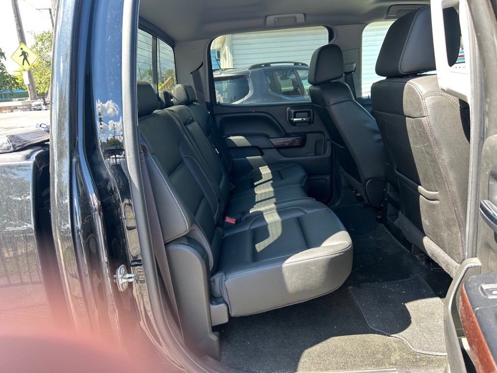 2017 GMC Sierra Image 8