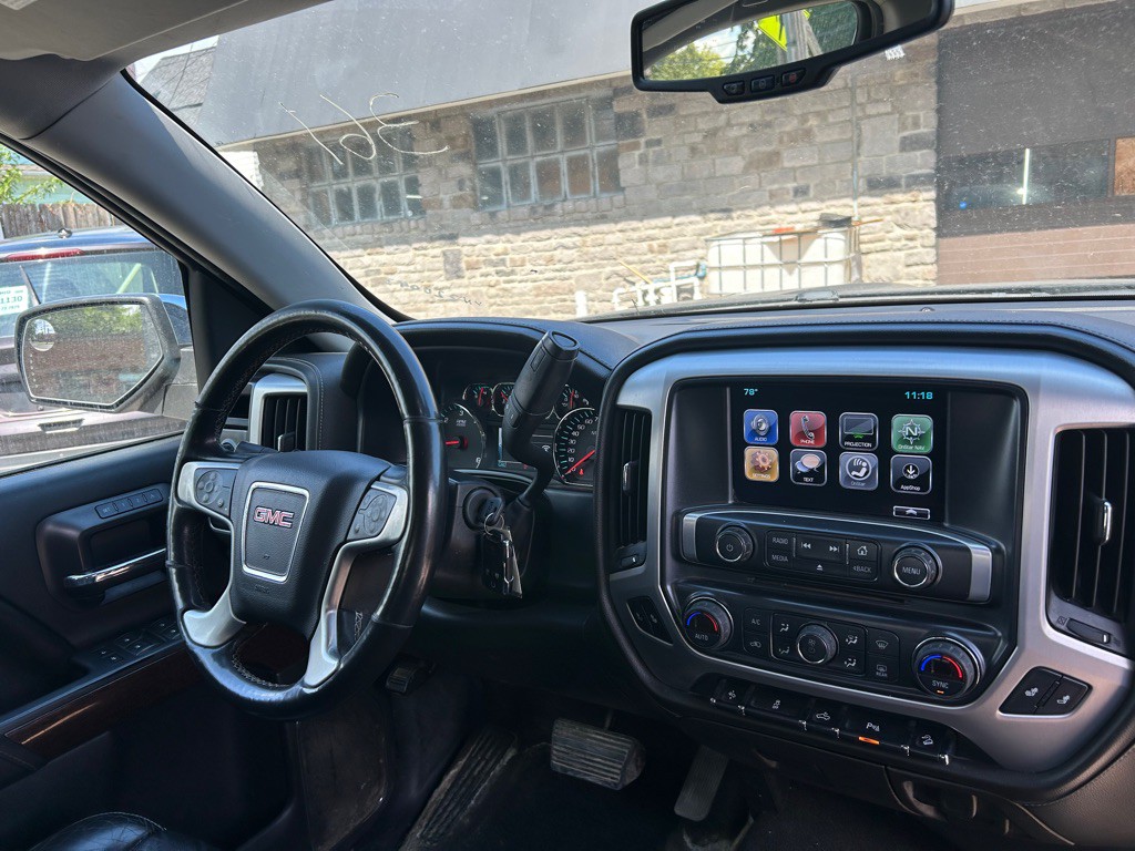 2017 GMC Sierra Image 11