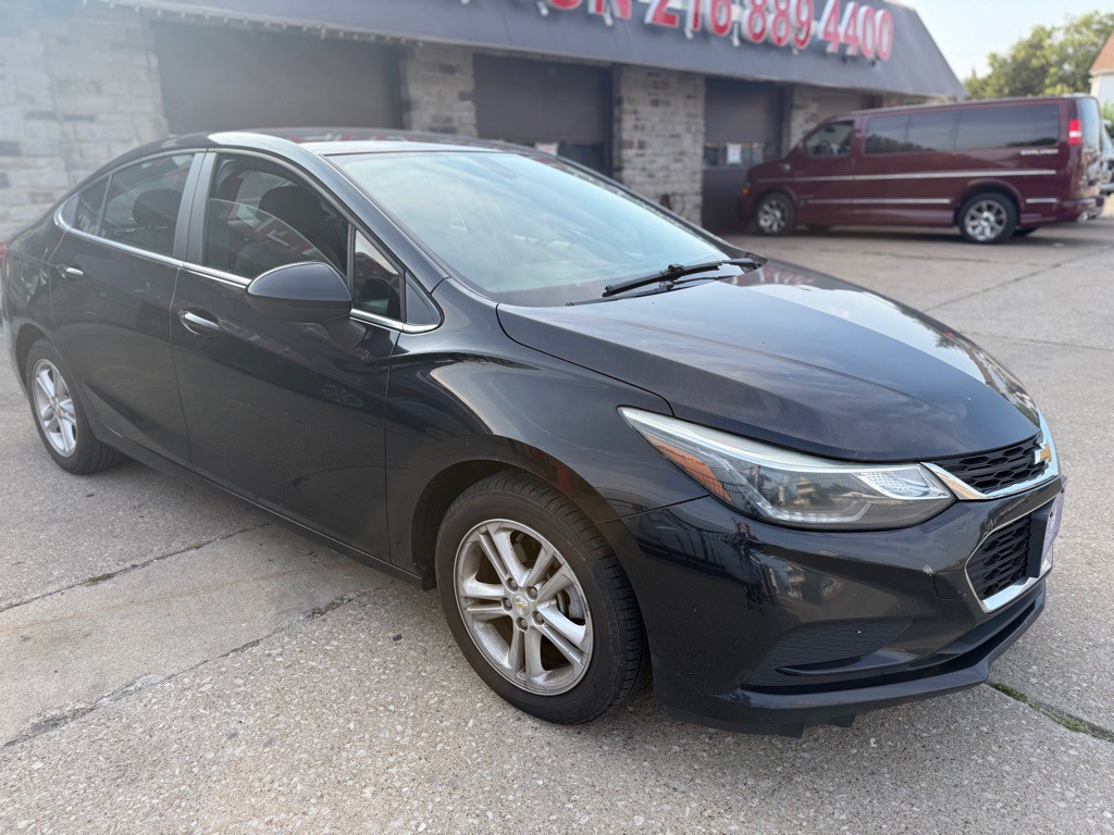 2018 Chevrolet Cruze Image 7