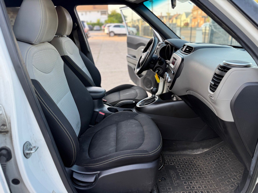 2015 Kia Soul Image 11