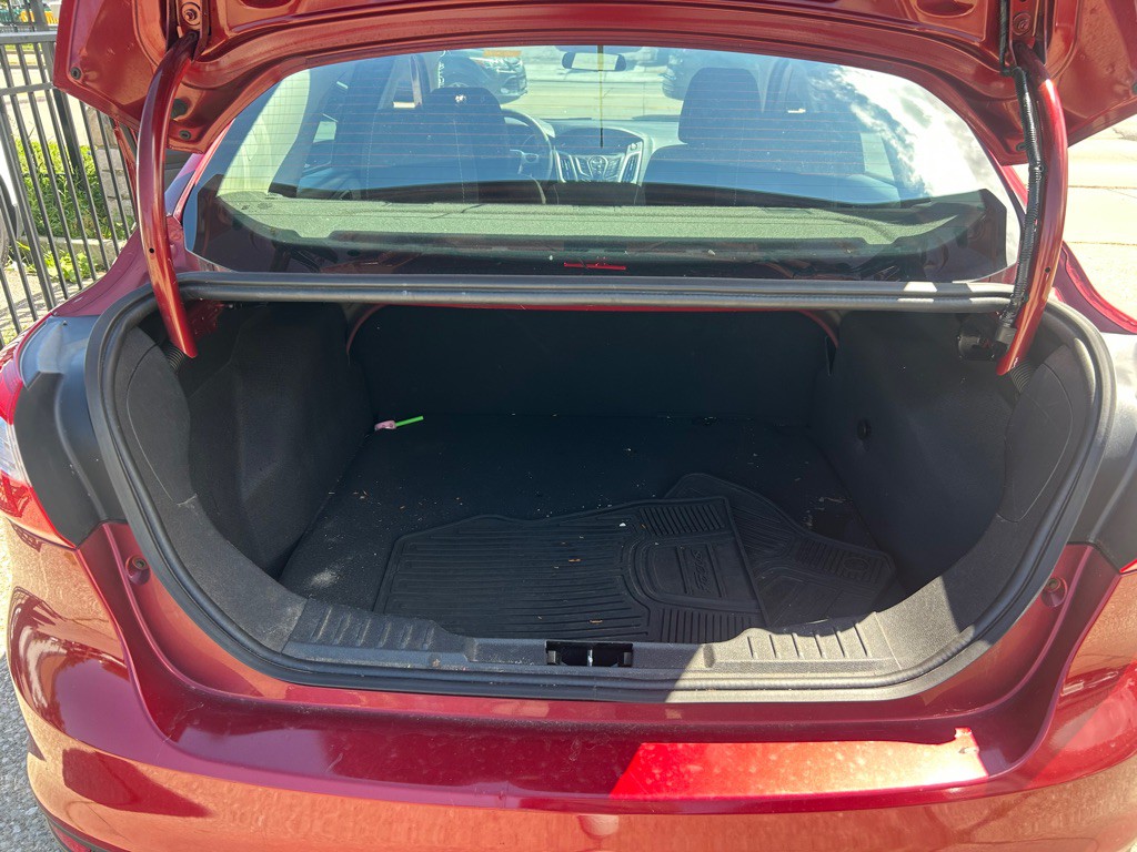 2014 Ford Focus Image 16