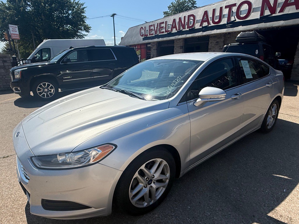 2015 Ford Fusion Image 1