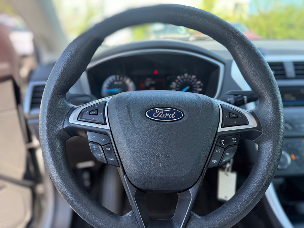2015 Ford Fusion Image 13