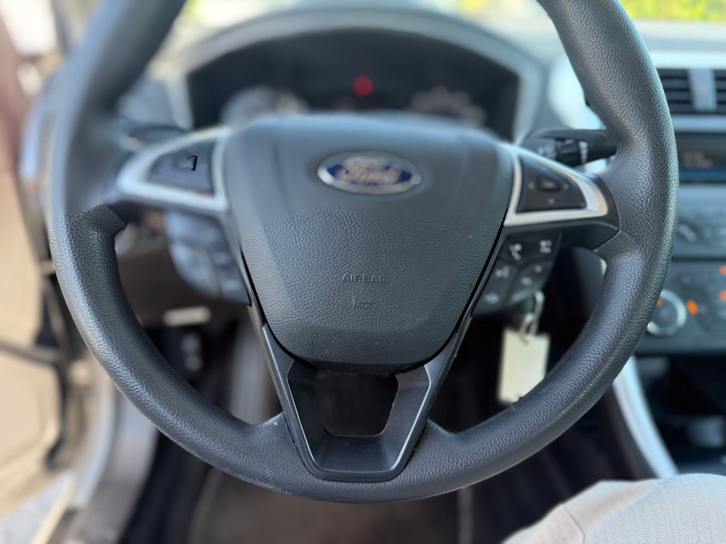 2015 Ford Fusion Image 14