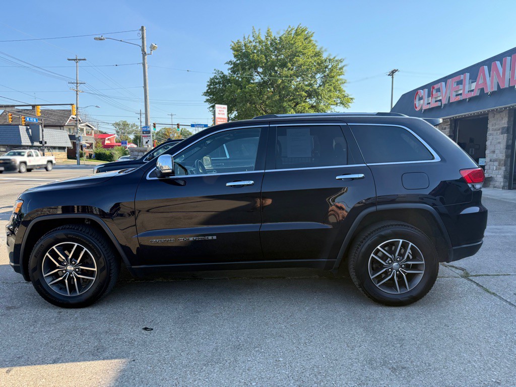 2018 Jeep Grand Cherokee Image 2