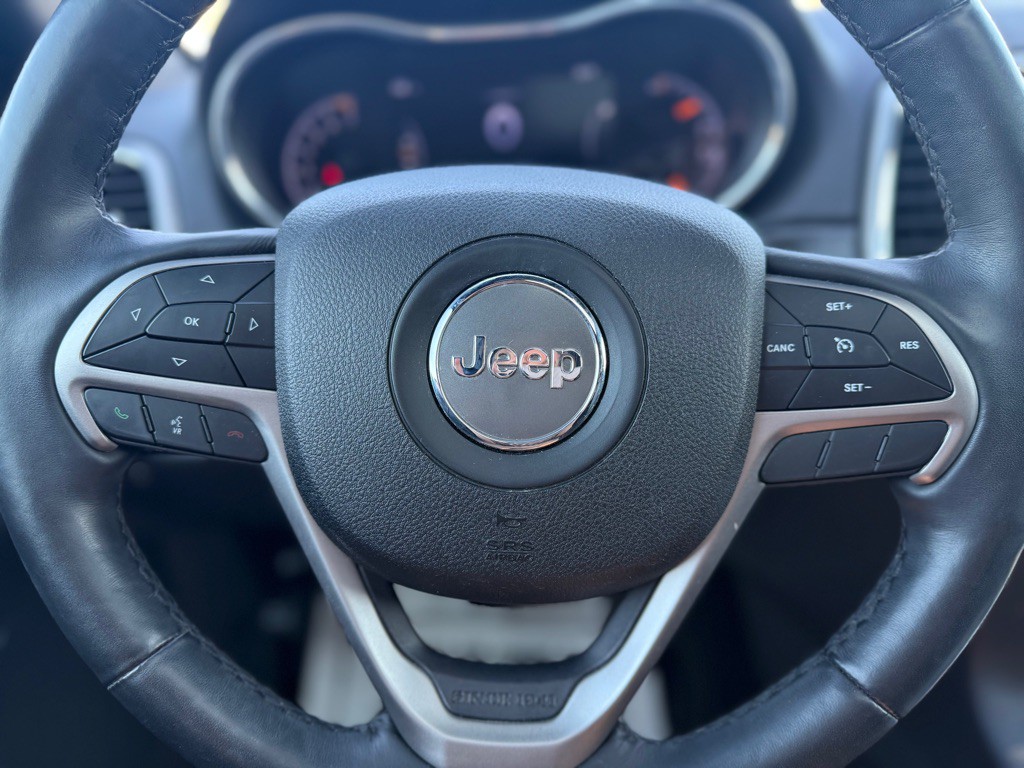 2018 Jeep Grand Cherokee Image 16