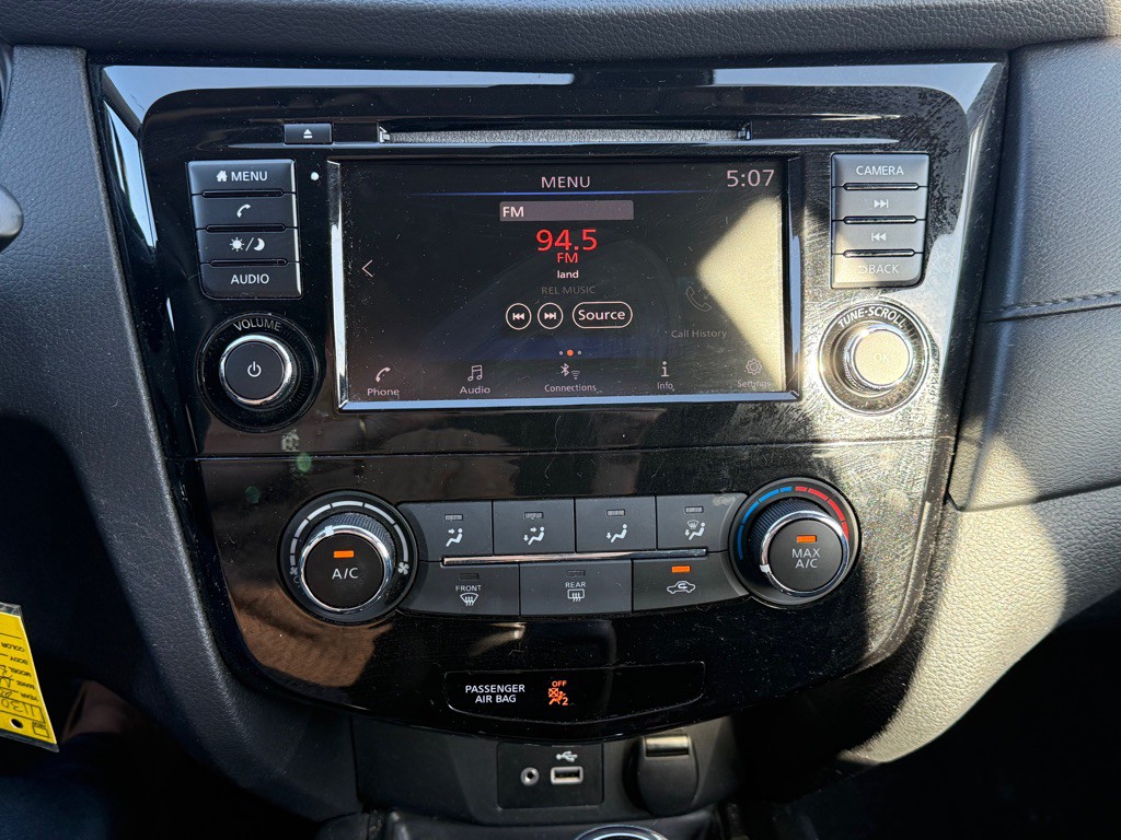 2019 Nissan Rogue Image 13