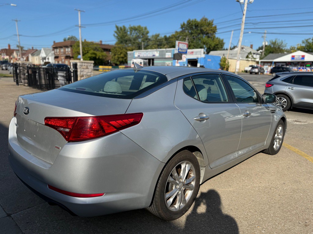 2013 Kia Optima Image 17