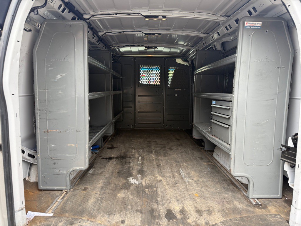 2020 Chevrolet Express Image 5