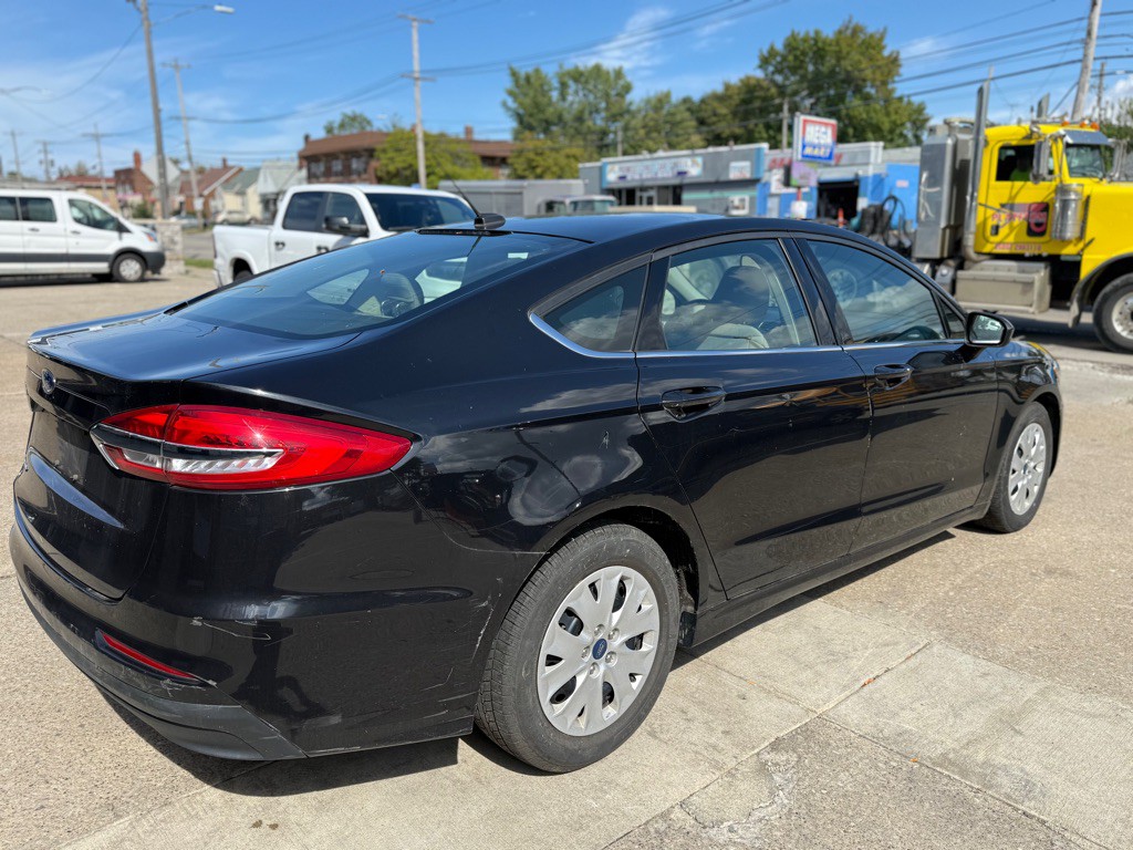 2019 Ford Fusion Image 5