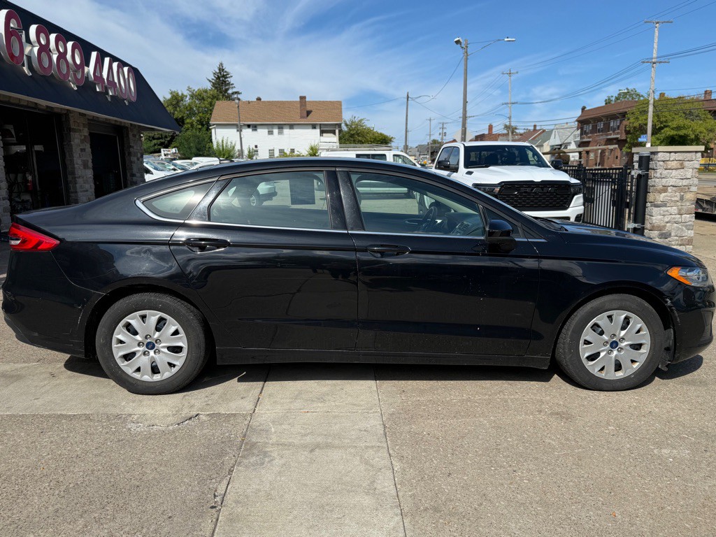 2019 Ford Fusion Image 6