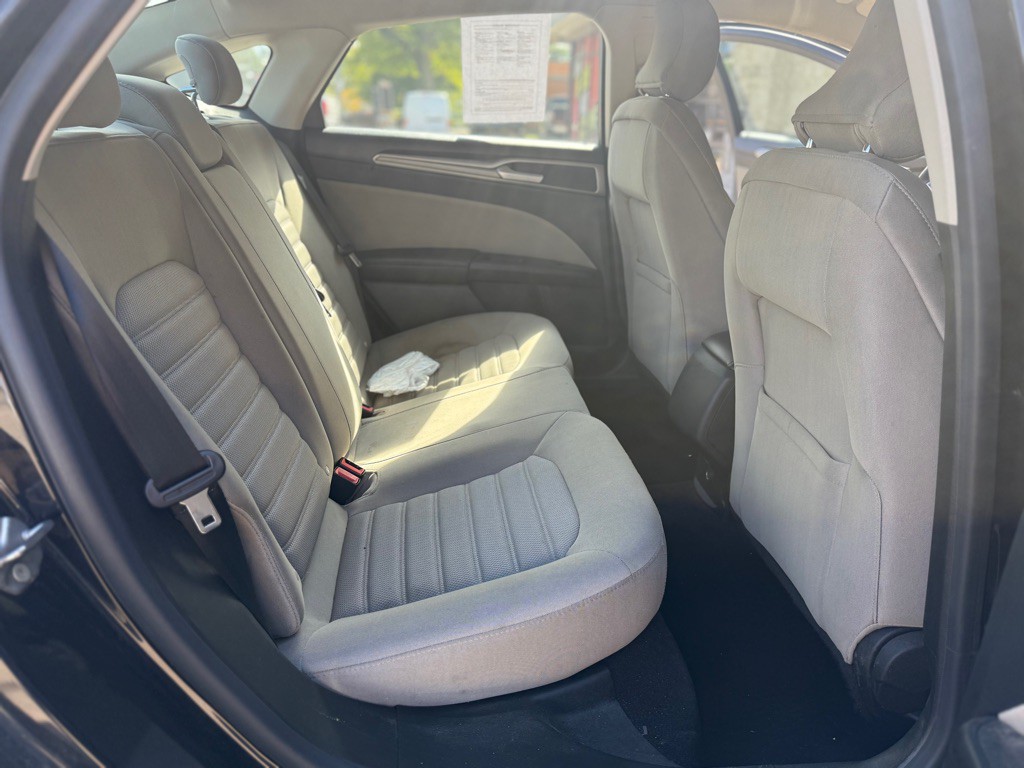 2019 Ford Fusion Image 12