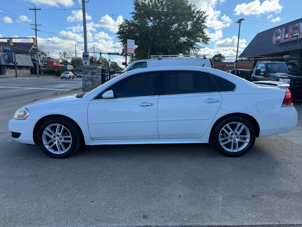 2013 Chevrolet Impala Image 2