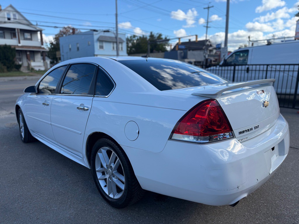 2013 Chevrolet Impala Image 3