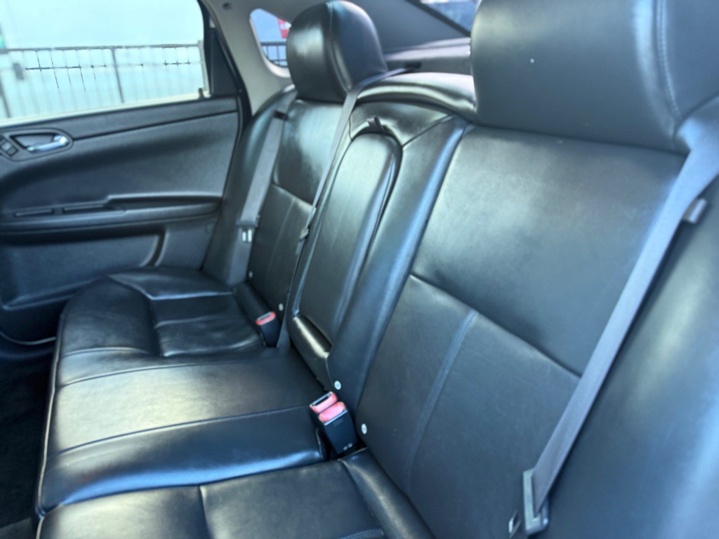 2013 Chevrolet Impala Image 16