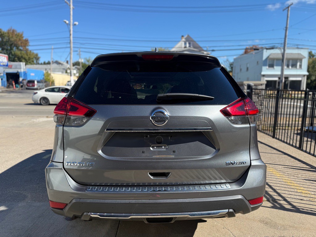 2017 Nissan Rogue Image 4