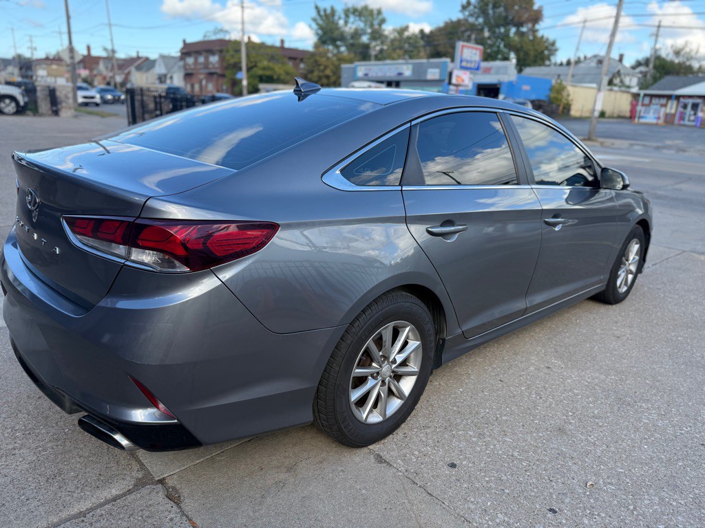 2018 Hyundai Sonata Image 5