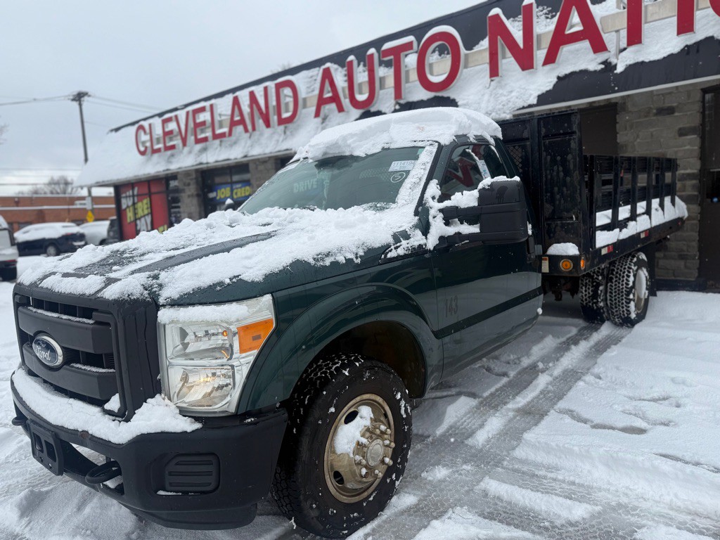 2011 Ford F-350 Image 1