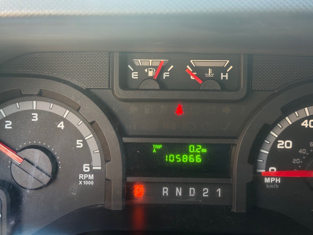 2014 Ford Econoline Image 10