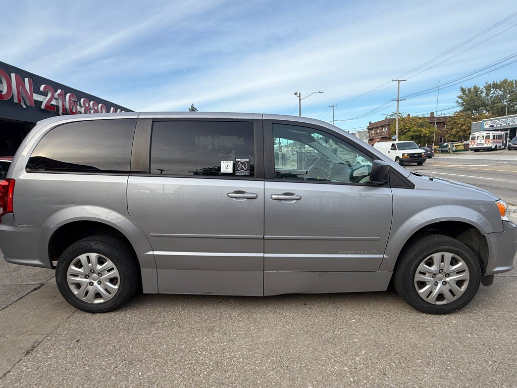 2016 Dodge Grand Caravan Image 7