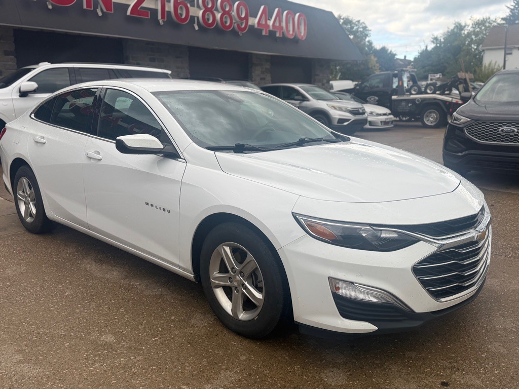 2022 Chevrolet Malibu Image 6