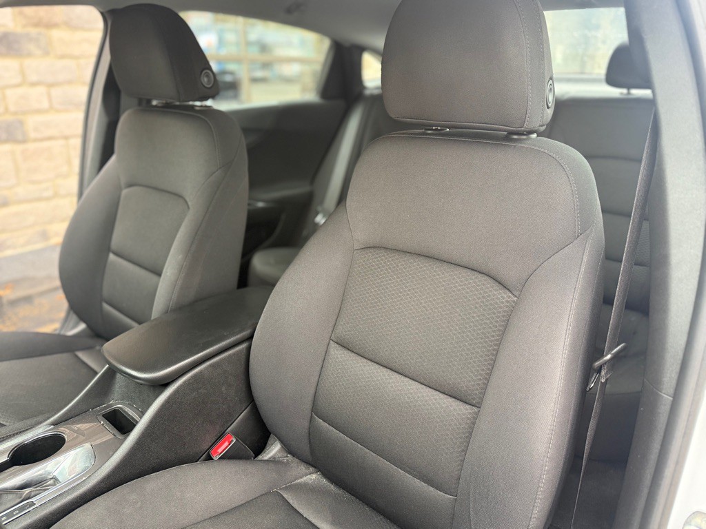 2022 Chevrolet Malibu Image 9