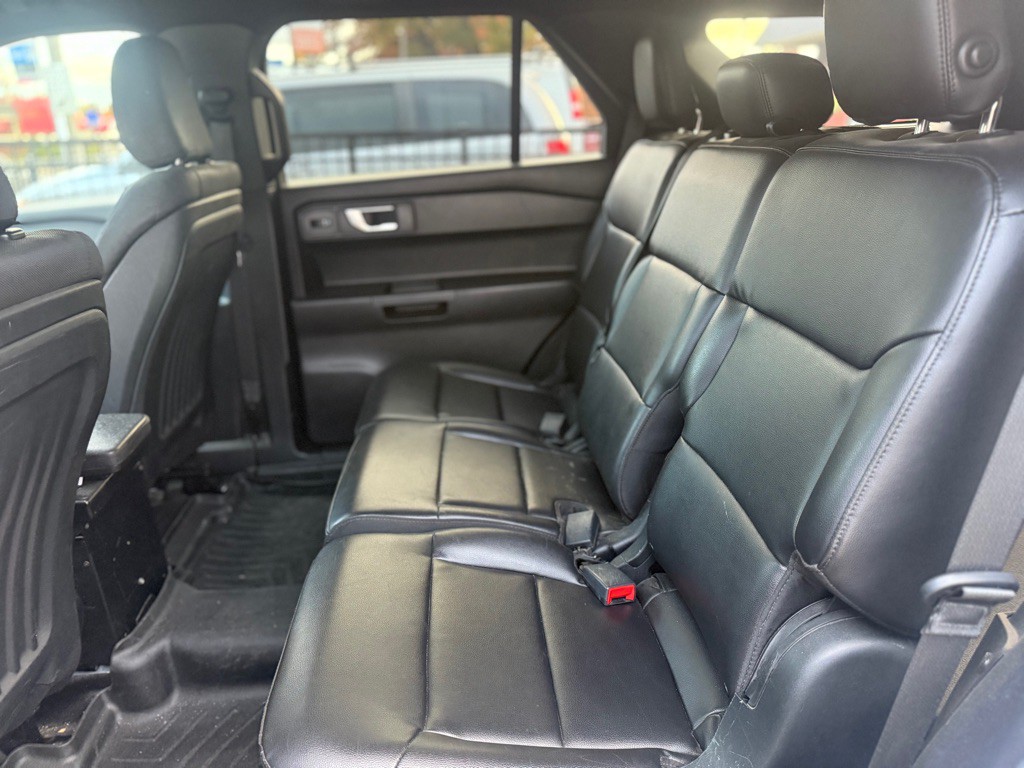 2020 Ford Explorer Image 13